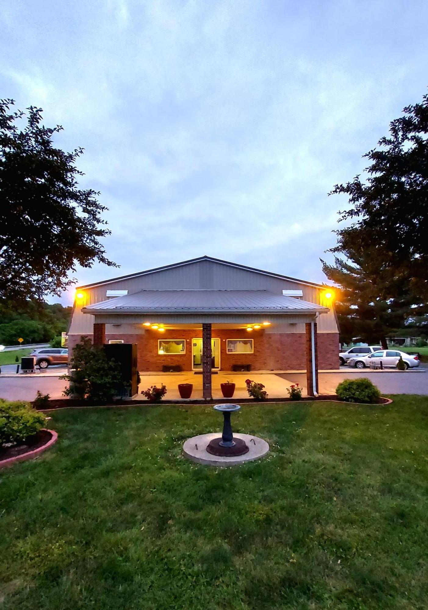 Patriot Inn Spencer Extérieur photo